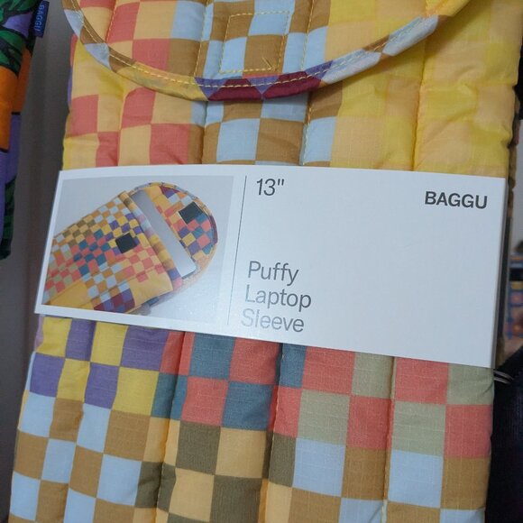 BAGGU Puffy Laptop Sleeve 16" - Check Multi (Checks on Checks) - Picture 2 of 3